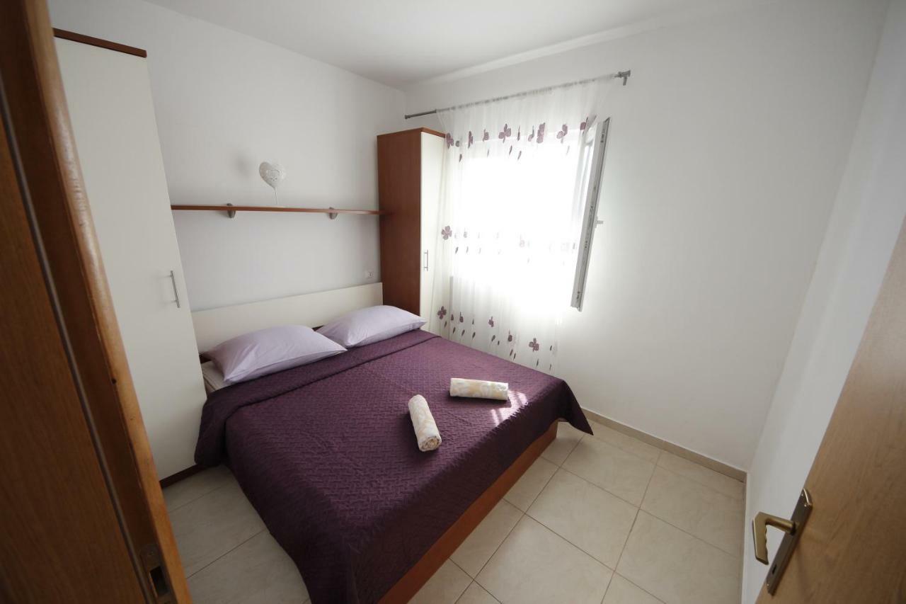 Apartmani Znaor Baška Voda Exteriér fotografie